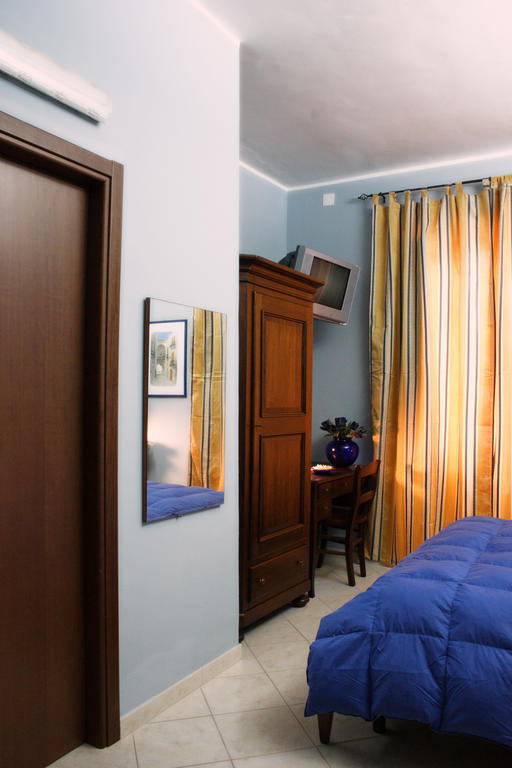 Hotel Piro Torrenova  Cameră foto